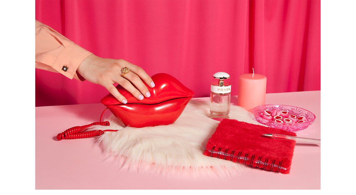 時(shí)尚品牌vi設(shè)計(jì)，時(shí)尚品牌視覺(jué)識(shí)別設(shè)計(jì)，深圳vi設(shè)計(jì)，深圳品牌視覺(jué)識(shí)別設(shè)計(jì)，左右格局