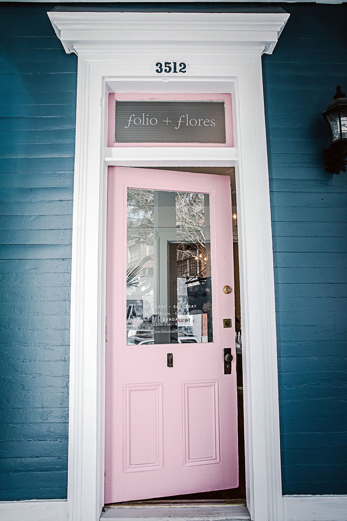 護膚品 Folio + Flores 品牌vi設計&mdash;標識設計的戰(zhàn)略性意義，vi設計，標識設計，化妝品品牌vi設計，企業(yè)vi設計，品牌vi設計，化妝品vi設計，vi品牌策劃，深圳vi設計，左右格局