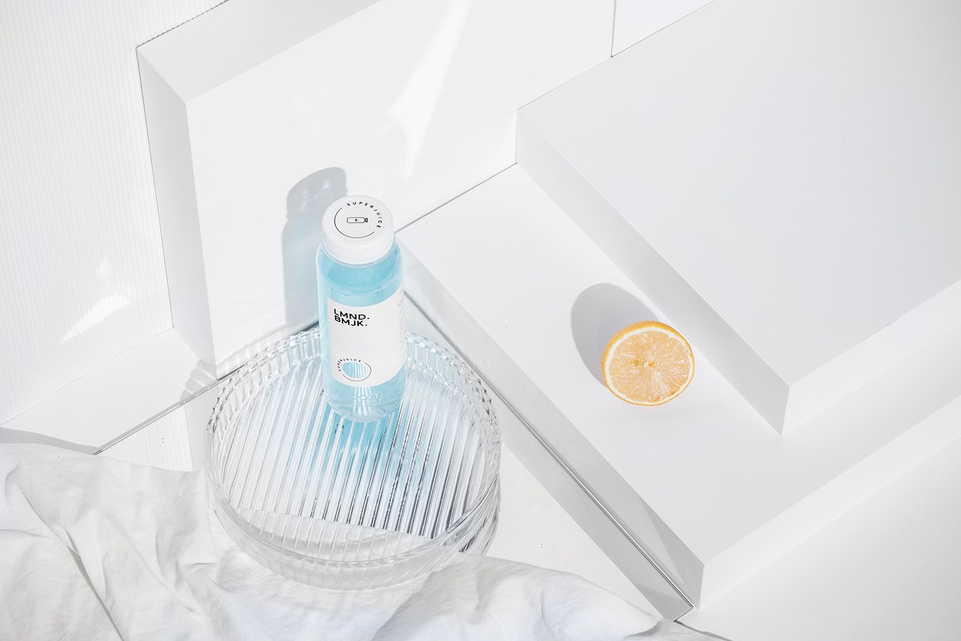 健康高端飲料品牌包裝設(shè)計(jì)—簡約產(chǎn)品包裝展示 健康高端飲料品牌包裝設(shè)計(jì)—簡約產(chǎn)品包裝展示