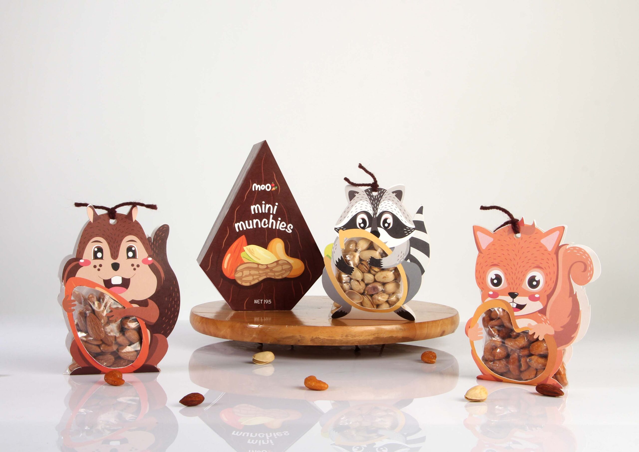 MOO 迷你零食的創(chuàng)意包裝設(shè)計(jì) 零食的創(chuàng)意包裝設(shè)計(jì)