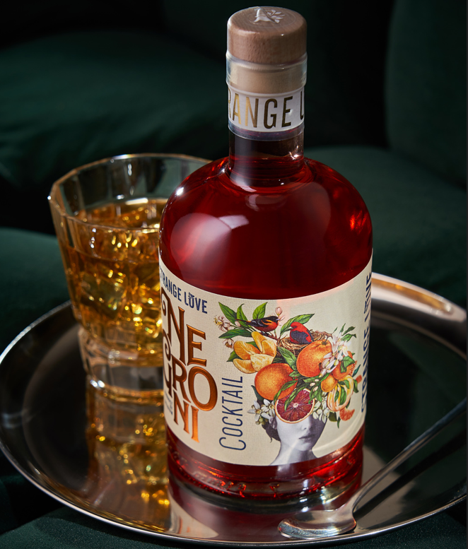 奇怪的盧夫&middot;內(nèi)格羅尼雞尾酒的包裝視覺設(shè)計(jì)