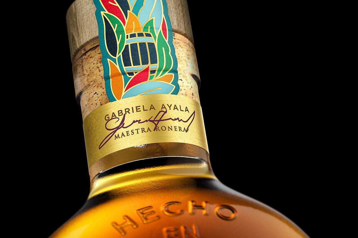 通過(guò)充滿活力的鍍金標(biāo)簽品牌包裝設(shè)計(jì)展示奇瓦坦的技術(shù)實(shí)力 通過(guò)充滿活力的鍍金標(biāo)簽品牌包裝設(shè)計(jì)展示奇瓦坦的技術(shù)實(shí)力