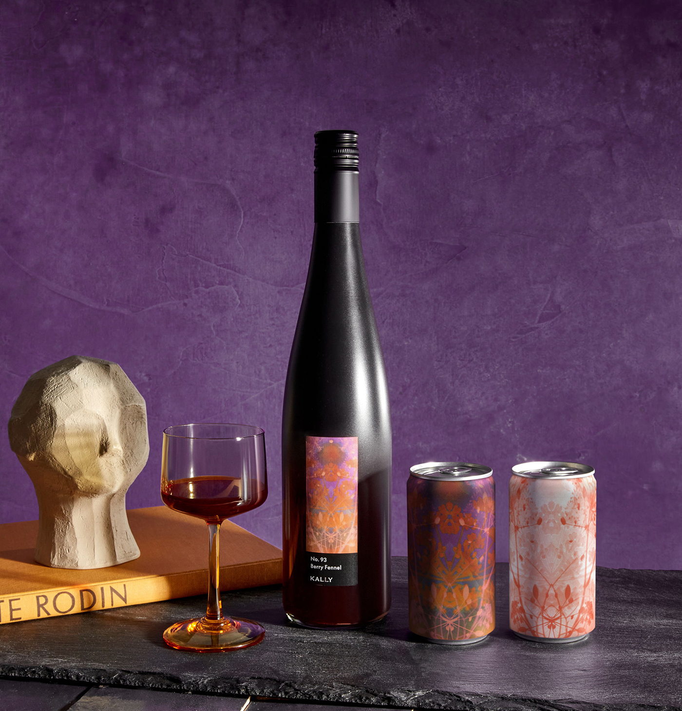 非酒精品牌 Kally 突出萬花筒的創(chuàng)新品牌包裝設計 非酒精品牌 Kally 突出萬花筒的創(chuàng)新品牌包裝設計