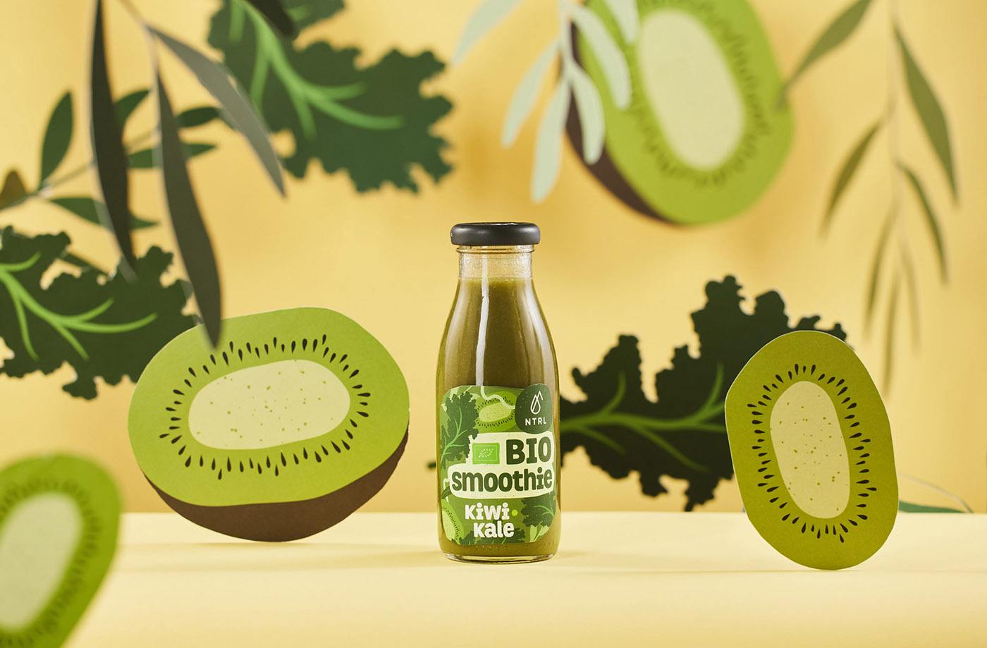 品牌包裝設計:有機果汁和冰沙的創(chuàng)新包裝設計突出了水果的新鮮度 品牌包裝設計:有機果汁和冰沙的創(chuàng)新包裝設計突出了水果的新鮮度