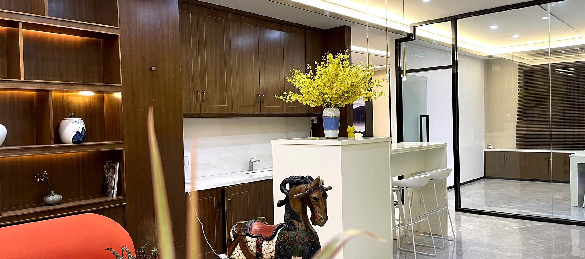 辦公環(huán)境 辦公環(huán)境